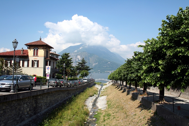 IMG_2387.jpg - Varenna. The train stops in Varenna for Lake Como