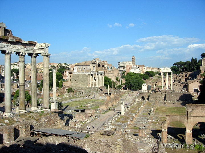 IMG_2172.jpg - Roman Forum, Coliseum in background