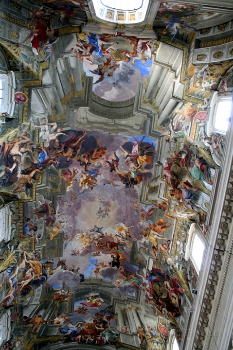 IMG_2789.jpg - The magnificient ceiling