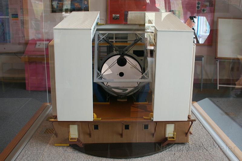 IMG_9602.JPG - A replica of the Observatory.