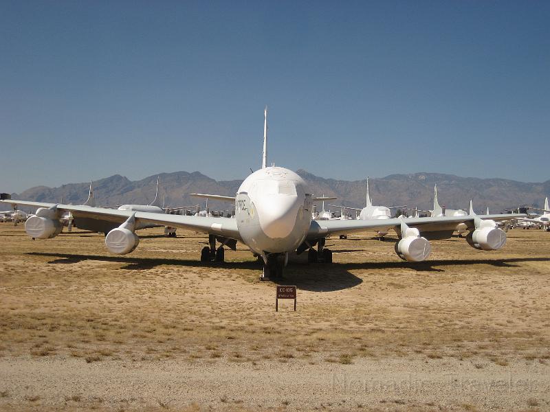 IMG_9626.JPG - EC-135 Strato Lifter "Looking Glass"
This plane could stay up for 24 hours. It was capable of running all fighters, telling the other planes what to do. 