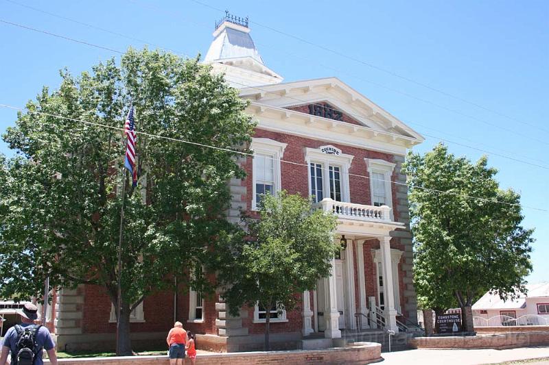 IMG_9720.JPG - Courthouse and Museum