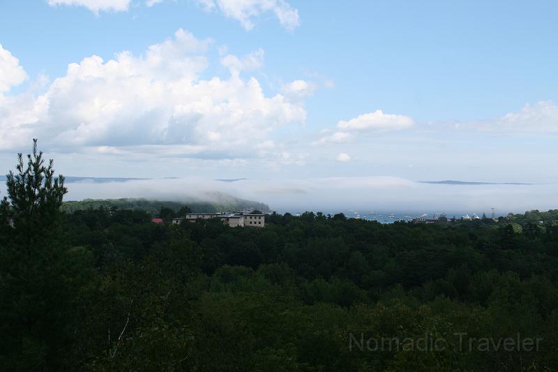 IMG_9748.JPG - The fog rolls in over the islands