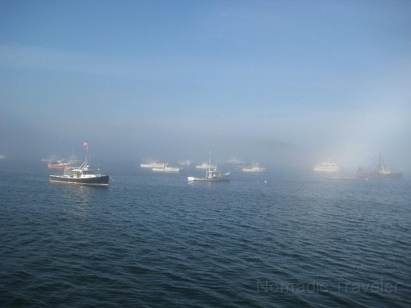 IMG_0177.JPG - Bar Harbor, fog rolls in at dusk